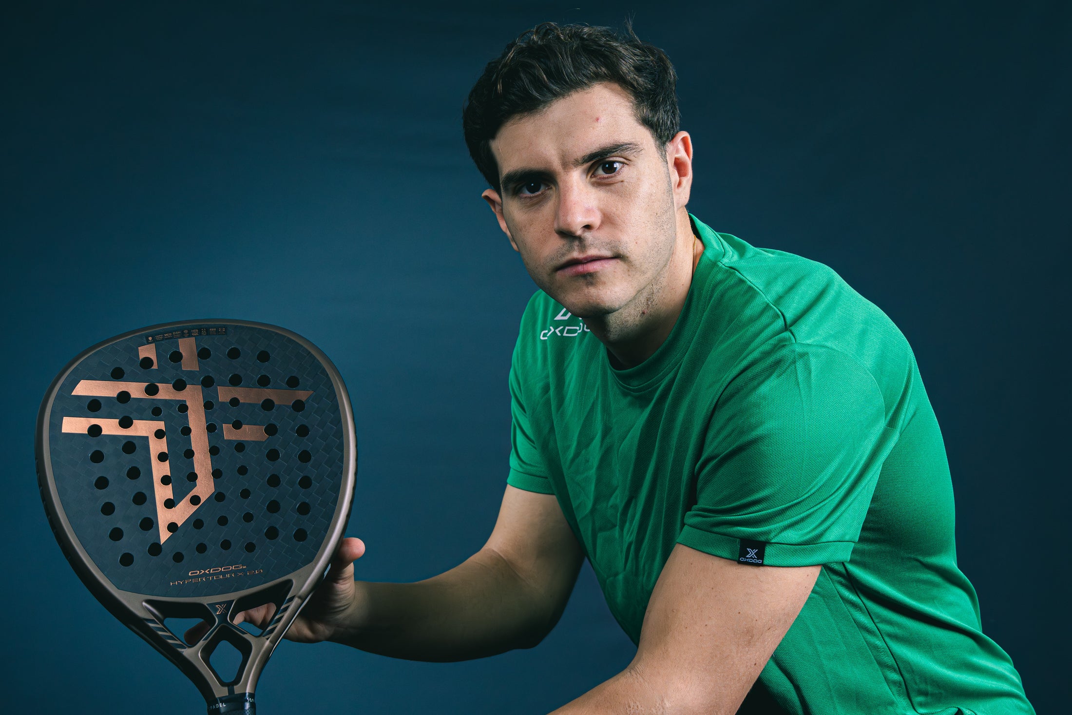 UN CONTROL INIGUALABLE